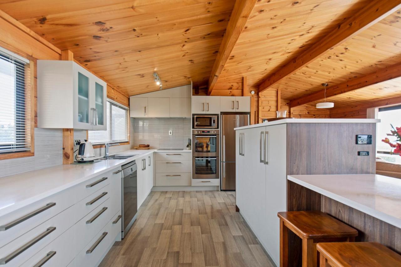 Oceanside Bach - Mount Maunganui Holiday Home Exterior foto