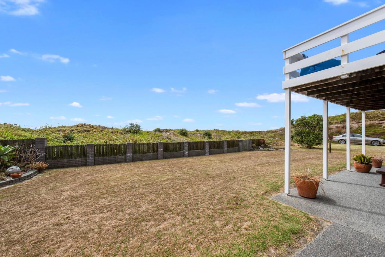 Oceanside Bach - Mount Maunganui Holiday Home Exterior foto